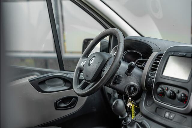 Renault TRAFIC 1.6 dCi L2H1 | Navigatie | Trekhaak | Airco | Cruise control | Bluetooth | Elek ramen | Nieuwe APK | Orig. NL auto