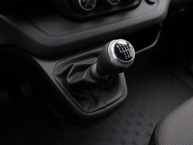 Renault TRAFIC 2.0 dCi 110pk T30 L2H1 Comfort | Parkeersensoren | Laadruimtebetimmering | Vierseizoensbanden | Navigatie |