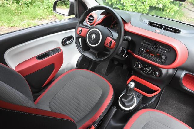 Renault TWINGO 1.0 SCe Collection / airconditioning / cruise control / elek. ramen voor/uitzetramen achter / dakspoiler / 2-kleuren bekleding / Lane assist / audio bediening aan het stuur