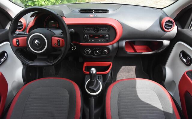 Renault TWINGO 1.0 SCe Collection / airconditioning / cruise control / elek. ramen voor/uitzetramen achter / dakspoiler / 2-kleuren bekleding / Lane assist / audio bediening aan het stuur