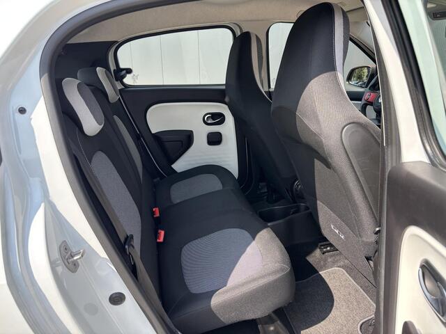 Renault TWINGO SCe 75 Collection | APPLE CARPLAY EN ANDROID AUTO | AIRCO | BLUETOOTH | 1E EIGENAAR | DEALER ONDERHOUDEN | ELEK. RAMEN EN SPIEFGELS | SENSOREN ACHTER |