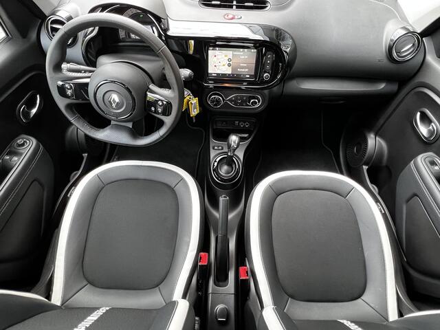 Renault TWINGO Z.E. R80 E-Tech Série Limitée Urban Night 22 kWh / Dealer onderhouden / Navigatie / Camera / Apple Carplay & Android Auto / Stoelverwarming / 16" LM wielen & All Season banden /