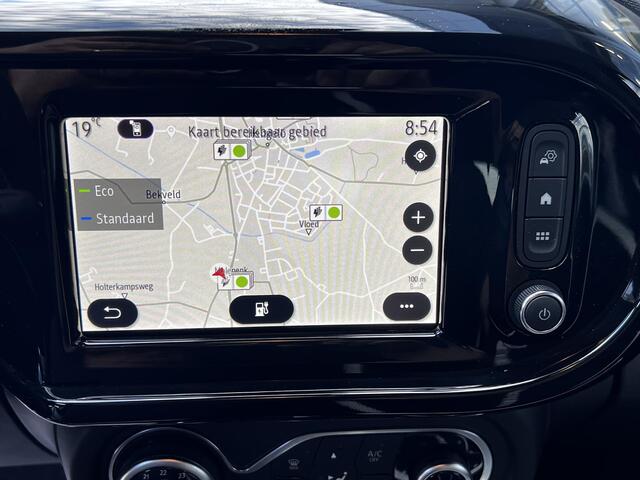 Renault TWINGO Z.E. R80 E-Tech Série Limitée Urban Night 22 kWh / Dealer onderhouden / Navigatie / Camera / Apple Carplay & Android Auto / Stoelverwarming / 16" LM wielen & All Season banden /