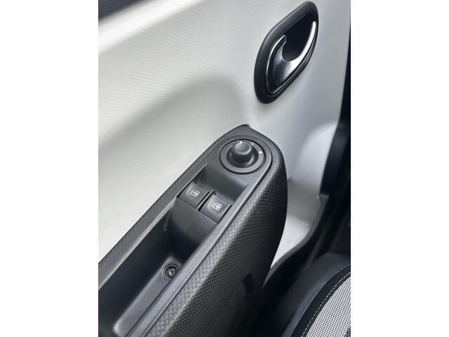 Renault TWINGO 1.0 SCe Collection