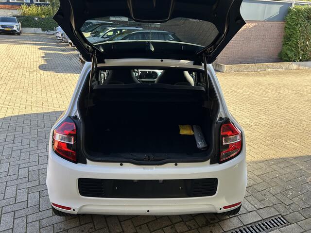 Renault TWINGO 0.9 TCe LA PARISIENNE