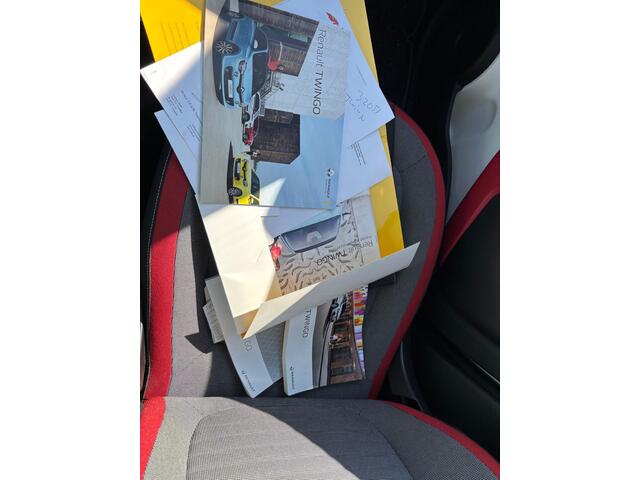 Renault TWINGO 1.0 SCe Collection Airco 5 deurs nap apk2027 ! GARANTIE!!! zondag open 2-11-2025