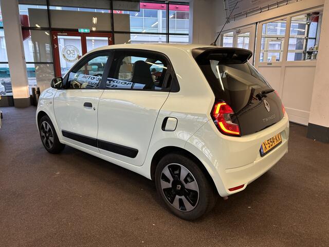 Renault TWINGO 1.0 SCe Life | Stoelverwarming | Snelheidsbegrenzer | Radio/MP3 | LED | 12/2020 | Hoge instap