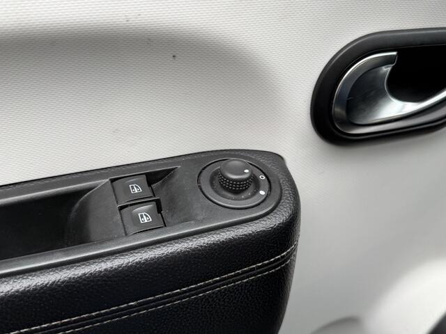 Renault TWINGO 0.9 TCe Intens | Apple Carplay & Android Auto | Cruise Control | Lichtmetaal | DAB |