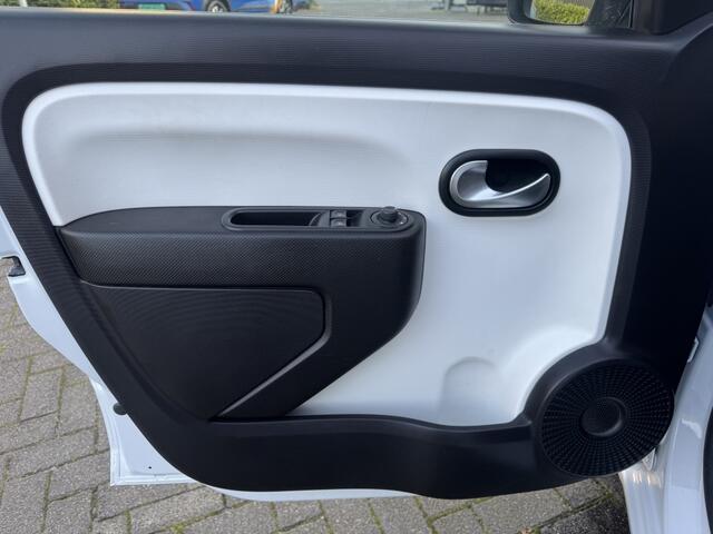 Renault TWINGO 1.0 SCe Intens