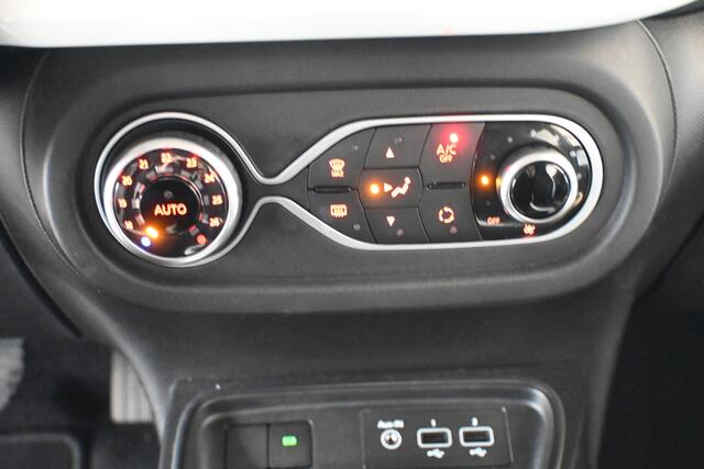 Renault TWINGO Z.E. R80 Intens Automaat Navigatie Panoramadak Dealer Onderhouden! Inruil Mogelijk!