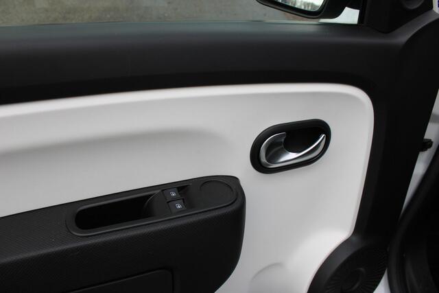 Renault TWINGO 1.0 SCe Collection Als Nieuw, Zeer lage Km Stand!