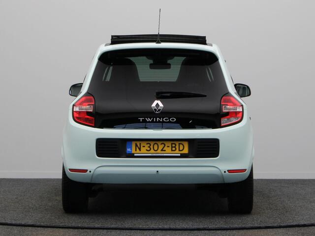 Renault TWINGO 90pk TCe Intens ''La Parisiene'' | Stoffen vouwdak | Achteruitrijcamera | LMV | Climate control | Navigatie |