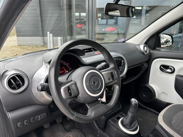 Renault TWINGO 1.0 SCe Limited 75PK | 1e Eigenaar | NL AUTO | Airco | Cruise Control | Lichtmetalen Velgen | All Season Banden | 5 Deurs |