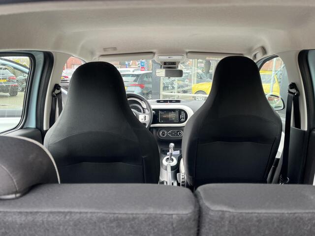 Renault TWINGO Z.E. R80 Collection Volledig electrisch, digitaal, CarPlay, 4 deuren, airco. Goed onderhouden.