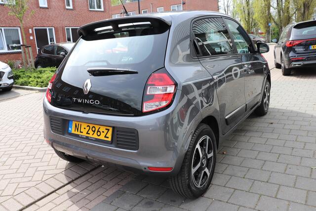 Renault TWINGO 0.9 TCe Dynamique. Navigatie, achteruitrijcamera.