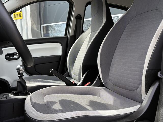Renault TWINGO 0.9 TCe Intens 90 pk | Airco | Cruise Control | PDC | Bluetooth | Garantie | Interesse? Bel of App naar: 06 30 51 05 90