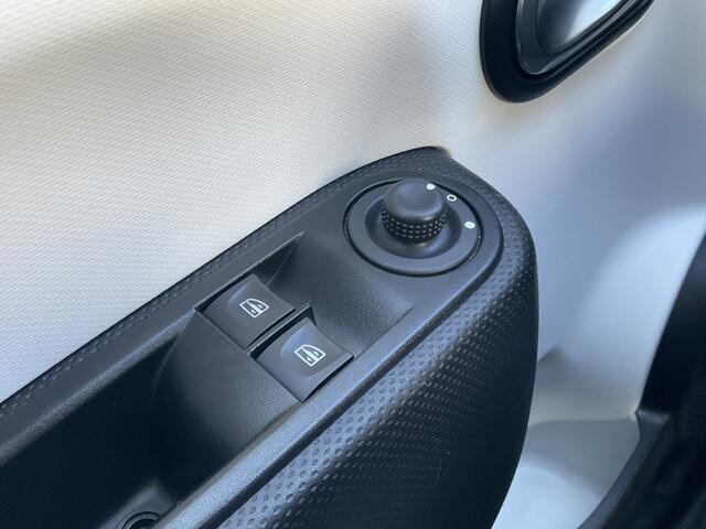 Renault TWINGO 1.0 SCe Collection 5-Deurs Cruise Airco Elek.Pakket NL-Auto!