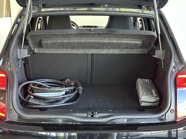 Renault TWINGO Z.E. R80 Intens ACHTERUITRIJCAMERA | PARKEERSENSOREN ACHTER | CLIMATE CONTROL | MENNEKES + 230V KABEL