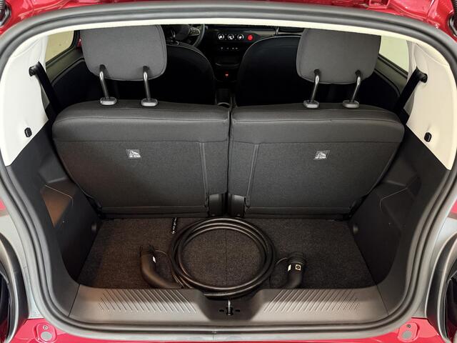 Renault TWINGO Urban Range Techno 27.5 kWh | Pack Privilège | Lichtmetalen velgen 18" | Nu rijklaar uit voorraad leverbaar voor ¤ 24.909,-!