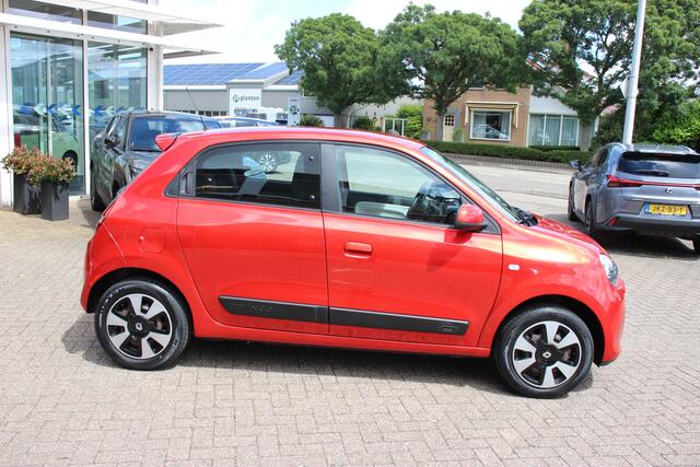 Renault TWINGO 1.0 SCe Collection | Parkeersensoren | Navi | Camera |