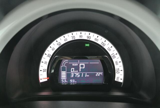 Renault TWINGO Z.E. R80 Intens | Navigatie | Climate Control | Carplay/Android Auto |