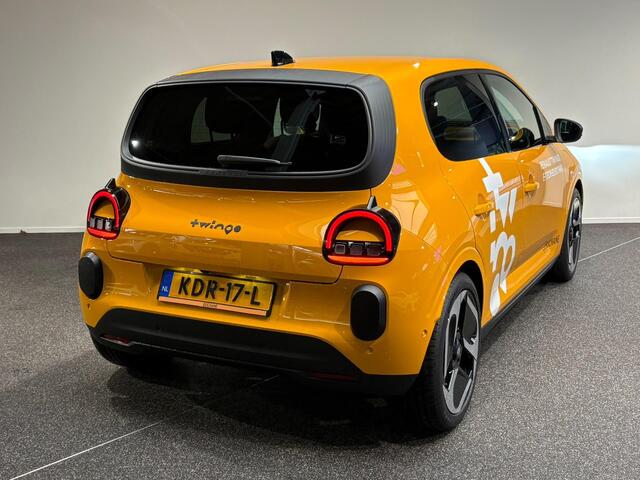 Renault TWINGO urban range techno 27.5 kWh | Demo | Camera | Navigatie | Stoelverwarming |