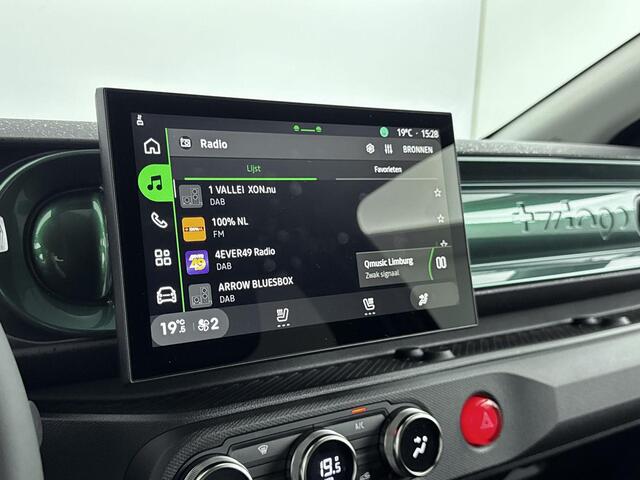 Renault TWINGO urban range techno 27.5 kWh | Climate Control | Blind Spot Warning | Achteruitrijcamera | Easy Park Assist | Adaptive Cruise Control | Apple Carplay/Android Auto | Stoelverwarming | Keyless |