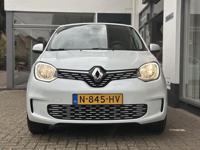 Renault TWINGO Z.E. R80 Série Limitée Vibes | Eerste eigenaar | Nederlandse auto | Navigatiesysteem | Camera achter | Unieke kilometerstand | 100% elektrisch | Dealeronderhouden | SoH 95% | Voorstoelen verwarmd | Unieke uitvoering |