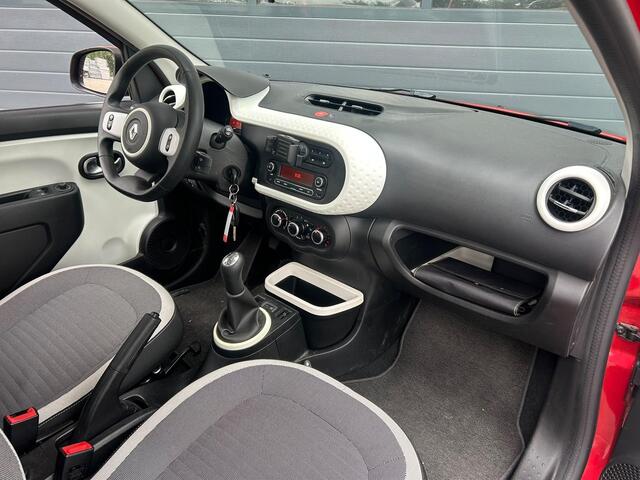 Renault TWINGO 1.0 SCe COLLECTION I PRIJS INCLUSIEF NIEUWE APK, ONDERHOUDSBEURT EN GARANTIE