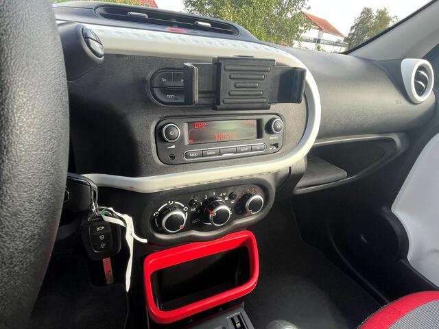 Renault TWINGO 1.0 SCe Collection