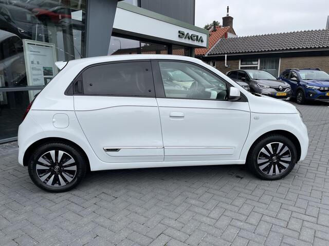 Renault TWINGO 1.0 SCe Intens | CRUISE | STOEL VERWARMING | MEDIA SCHERM | SENSOREN | LM VELGEN