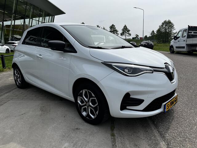 Renault ZOE E-Tech Electric R110 Life 41 kWh (AccuHuur) / ¤2000,- subsidie mogelijk! / Stoelverw. / Stuurverw. / Apple Carplay - Android Auto /