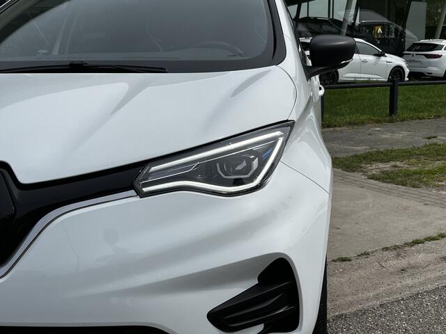 Renault ZOE E-Tech Electric R110 Life 41 kWh (AccuHuur) / ¤2000,- subsidie mogelijk! / Stoelverw. / Stuurverw. / Apple Carplay - Android Auto /