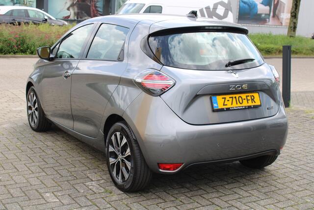 Renault ZOE R135 Evolution 52 kWh | Prijs is EXCL. ¤.2.000 SUBSIDIE ! | NL-Auto | Demo| Pack Winter | Warmtepomp