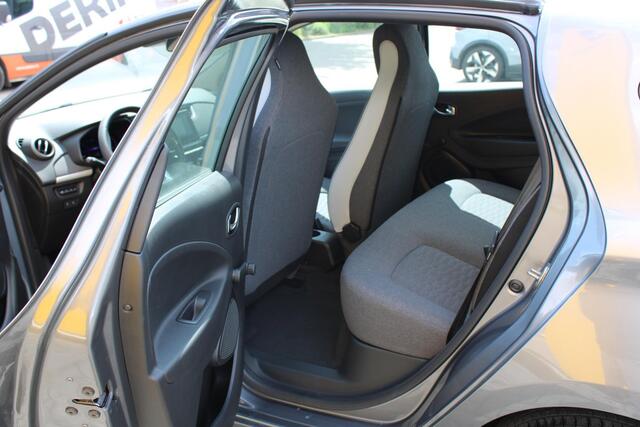 Renault ZOE R135 Evolution 52 kWh | Prijs is EXCL. ¤.2.000 SUBSIDIE ! | NL-Auto | Demo| Pack Winter | Warmtepomp