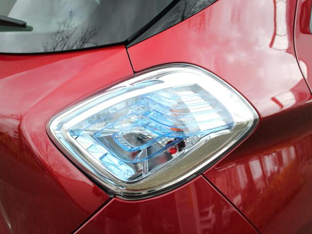 Renault ZOE R110 Bose 41 kWh (ex Accu) / ¤2.000 SUBSIDIE / NAVI / DEALER OND. / CRUISE / CLIMATE / STOELV. / KEYLESS / PDC A / CAMERA / 16'' LMV