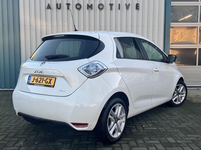 Renault ZOE R90 Life 41 kWh Grote range! Navi/ Cruise/ Audio/ Nieuwe elektr motor a ¤5k