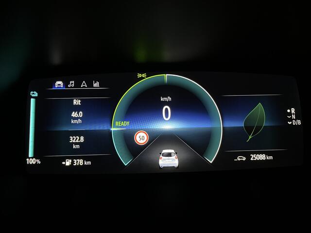 Renault ZOE R110 Experience 52 kWh (Incl. Accu) ¤ 15.950,- Met Subsidie / CarPlay / Camera / Airco / Cruise Control / LMV / Navigatie / 25.100 KM !! Prijs ex BTW ¤ 14.835,-
