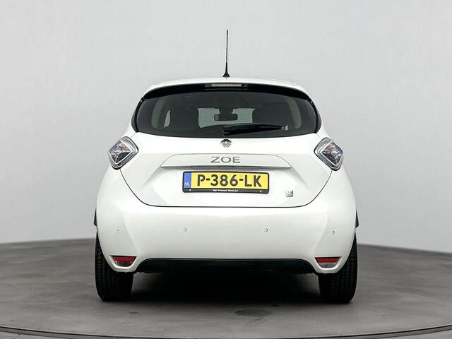 Renault ZOE R240 Intens 22 kWh (ex Accu) 88pk | Huur Accu | Navigatie | Climate Control | Parkeersensoren | Prijs is excl maandelijkse kosten huuraccu vanaf ¤64,- p.m.