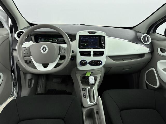 Renault ZOE R240 Intens 22 kWh (ex Accu) 88pk | Huur Accu | Navigatie | Climate Control | Parkeersensoren | Prijs is excl maandelijkse kosten huuraccu vanaf ¤64,- p.m.