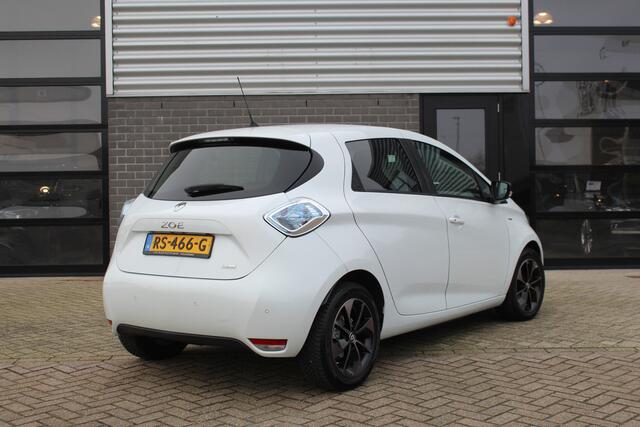 Renault ZOE Q90 Bose Quickcharge 41 kWh / Camera / Huur accu