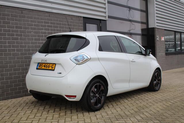 Renault ZOE Q90 Bose Quickcharge 41 kWh / Camera / Huur accu