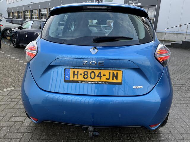 Renault ZOE R135 Zen 52 kWh / Trekhaak / koopaccu / parkeersensoren / applecarplay / androidauto