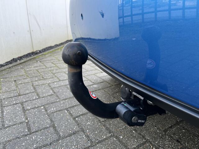 Renault ZOE R135 Zen 52 kWh / Trekhaak / koopaccu / parkeersensoren / applecarplay / androidauto