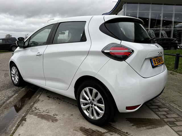 Renault ZOE E-Tech Electric R135 Experience 52 kWh (AccuHuur) / Apple Carplay / Android Auto / Lane assist / Climate / Keyless / 16'' LMV