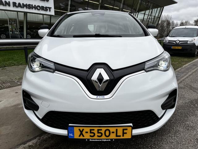 Renault ZOE E-Tech Electric R135 Experience 52 kWh (AccuHuur) / Apple Carplay / Android Auto / Lane assist / Climate / Keyless / 16'' LMV
