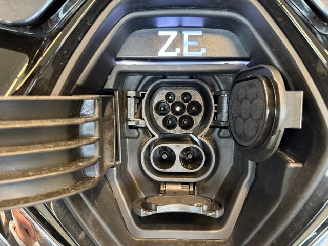 Renault ZOE R135 Limited 52 kWh 135pk CCS Snelladen | accukoop | trekhaak | winterpakket | full LED | camera | tijdelijk gratis Top Afleverpakket twv Eur 695