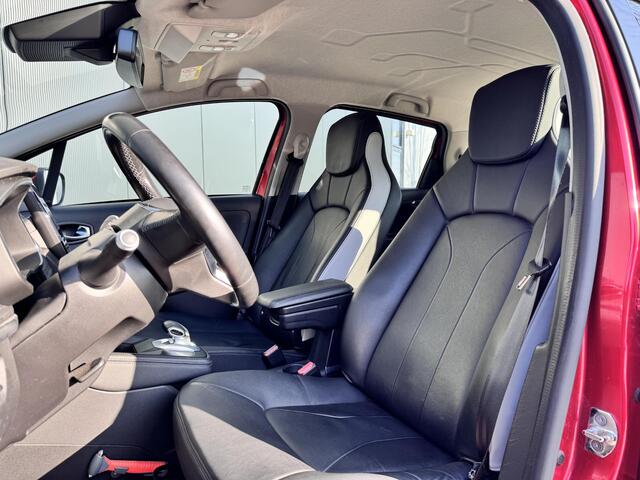 Renault ZOE R135 Intens 52 kWh / Inclusief koopaccu / Airco / Ledere bekleding / All Weather banden / Navigatie / Cruise Controle / Stoelverwarming /
