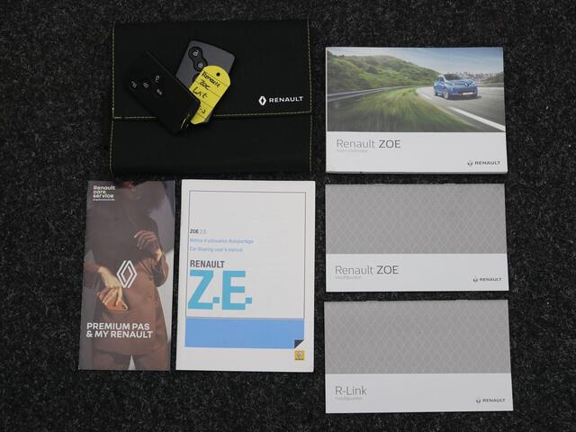 Renault ZOE R90 Life 41 kWh / Navigatie / SoH Check Goed / Cruise Control / Parkeerhulp Achter / Dealer onderhouden / Airco / Keyless Entry & Start&Go /
