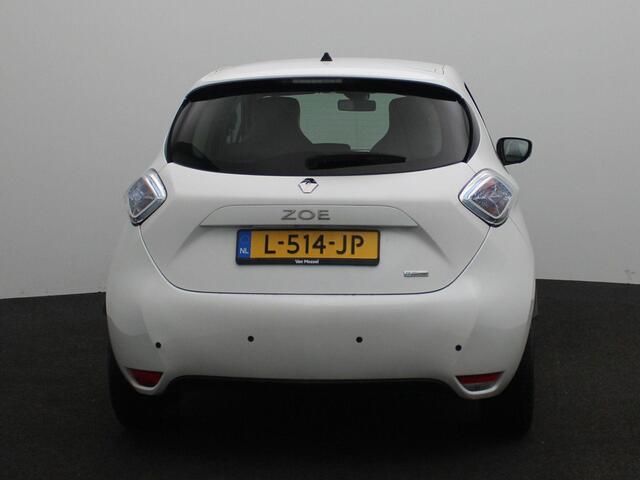 Renault ZOE R90 Life 41 kWh (ex Accu) | Automaat | Cruise Control | Climate Control | Parkeersensoren | R-Link navigatie | Metaalkleur |